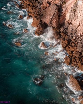 File gốc File phong thủy đứng thác nước PTD867 (in lụa) tranh thuận buồm