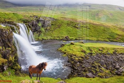 File gốc Tranh sơn thủy thác nước phong thủy ST2202 (phiên bản chuẩn) để in ấn