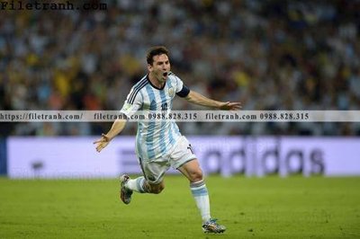 Ảnh gốc hinh anh cau thu bong da Messi 113 (độ nét cao) in mica